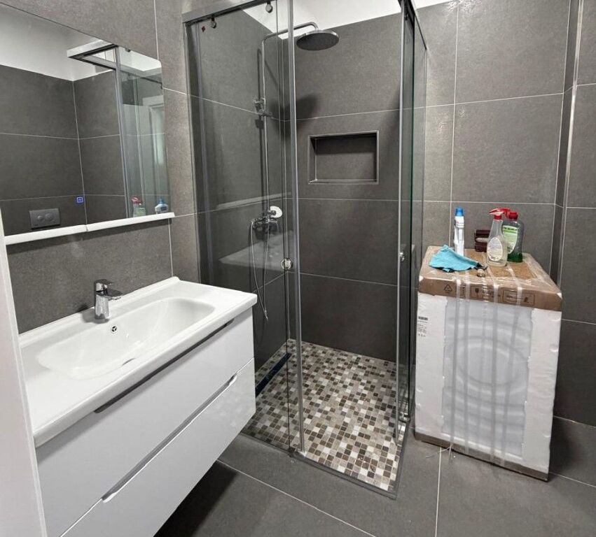 🏡 Affittasi Appartamento 1+1 + Posto Auto presso Golden Park
