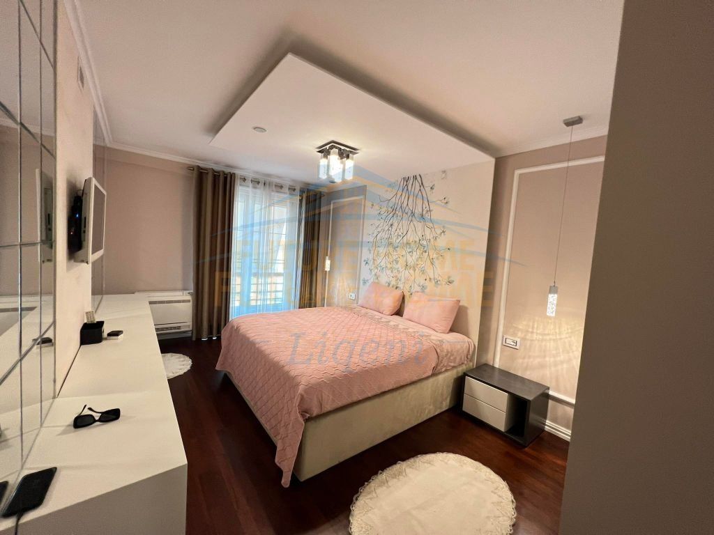 Qera, Apartament 2+1, Liqeni i Thate, Tirane.
