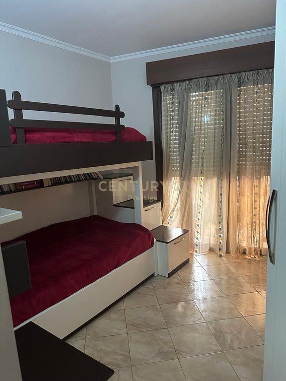 Apartament 2+1+2 per shitje prane Ambasades Amerikane