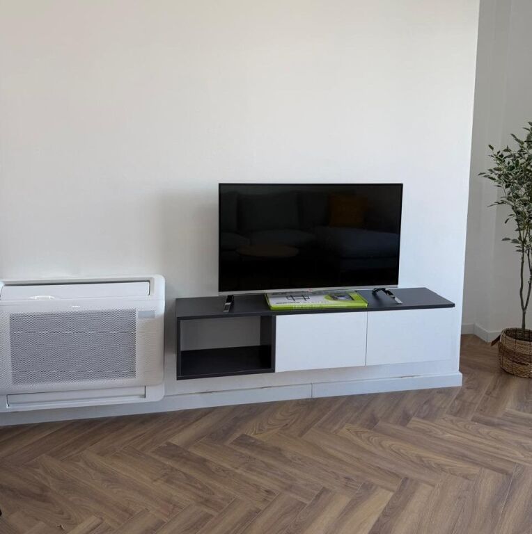 🏡 Affittasi Appartamento 1+1 + Posto Auto presso Golden Park