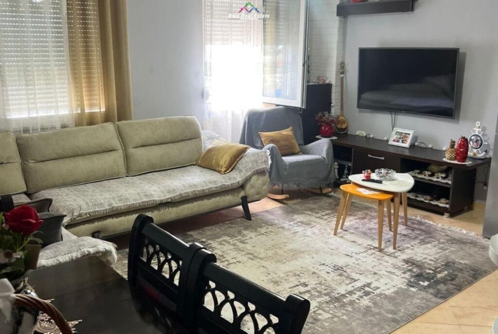 Appartamento In Affitto 2+1 Alla Bivio di Kamza (ID B2201930) Tirana