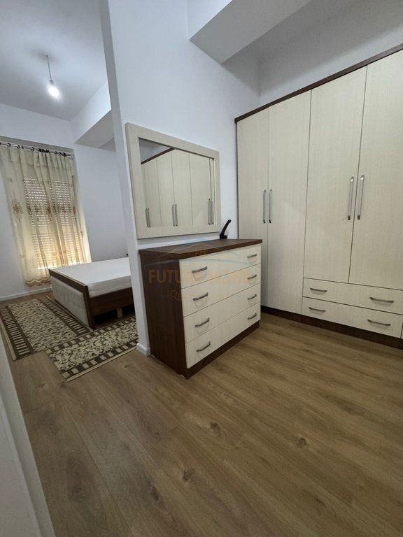 Rent, Apartment 2+1+2, Kaimi Complex, Ali Demi, Tirana.