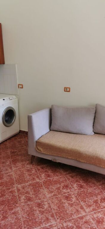 MONOLOCALE 22000 LEKE.VIA DEL CARCERE