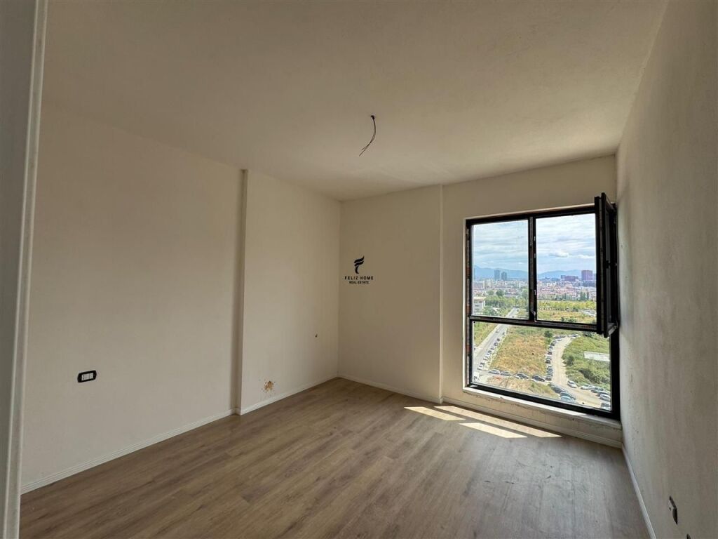 IN VENDITA APPARTAMENTO 2+1 EX CAMPO DI AVIAZIONE 180.000 EURO FH-76905