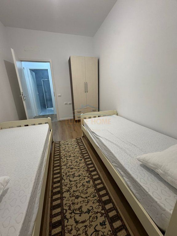 Rent, Apartment 2+1+2, Kaimi Complex, Ali Demi, Tirana.