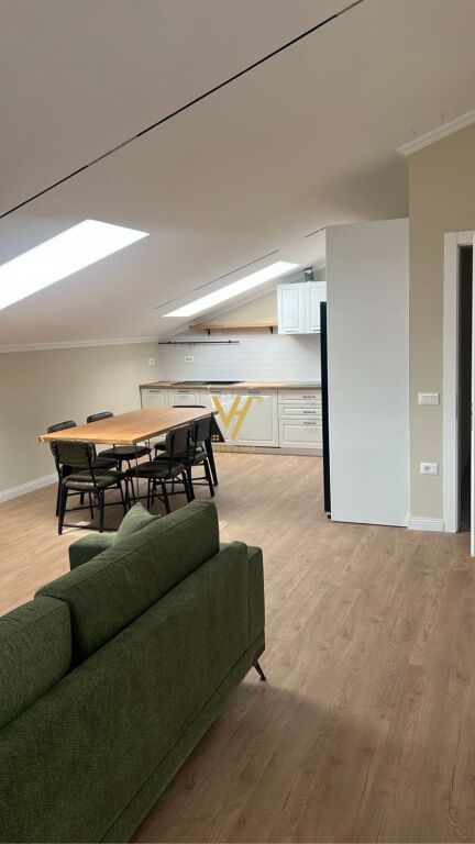 JEPET APARTAMENT 3+1+2+BLK ME QERA NE FRESK 1.000 EURO