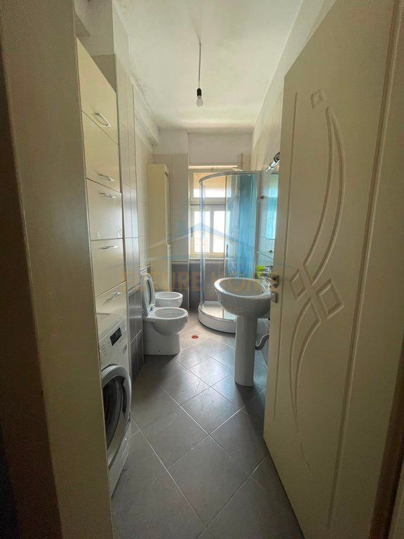 Shitet, Apartament 2+1, Tufinë, Tiranë