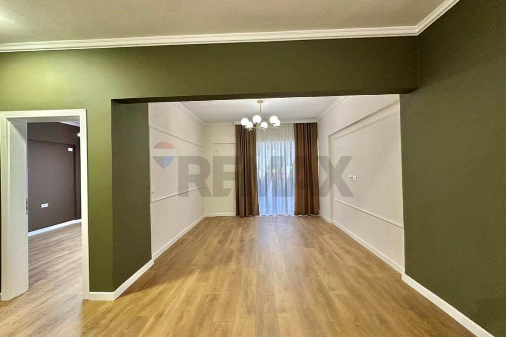 APARTMENT 2+1 FOR SALE | PARIS COMMUNE