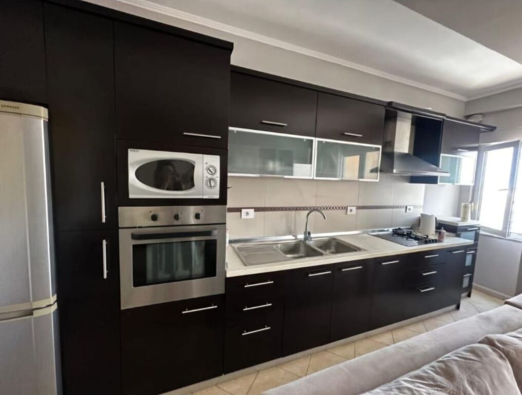 🏢 Locale in Affitto nella Zona di Markata, Durazzo