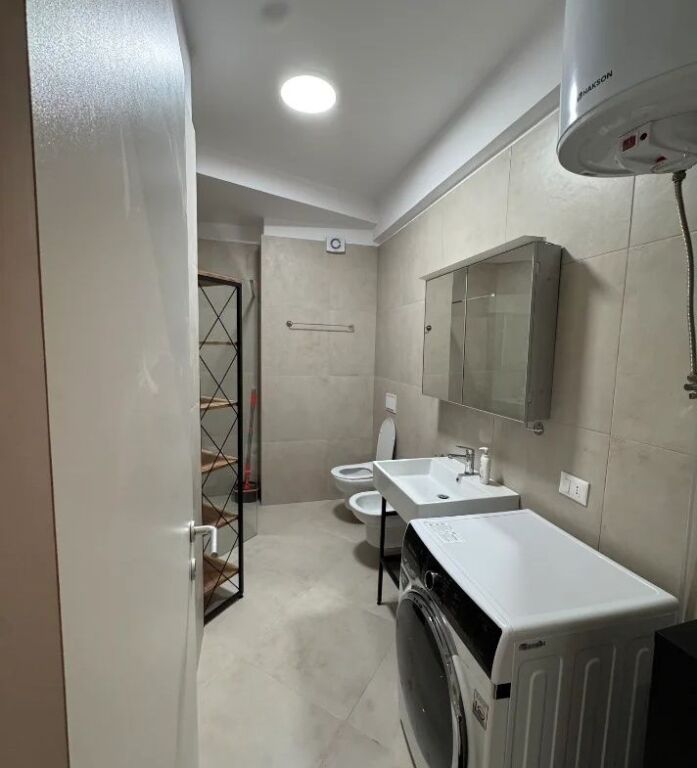 Apartament Me Qera 1+1 Tek Liqeni i Thate (ID B2101733) Tirane