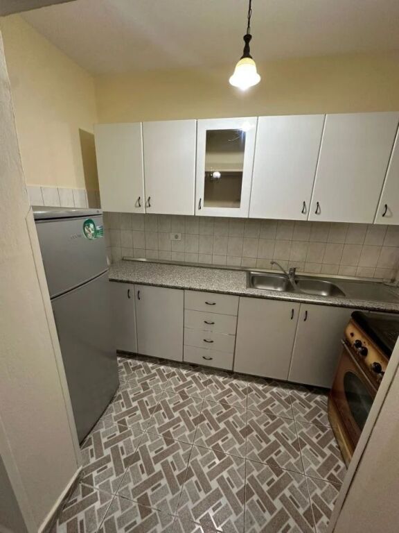 Apartament 3+1 me qera!