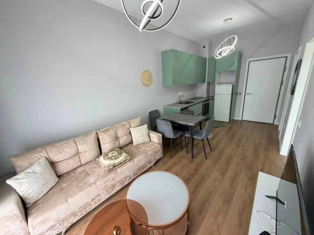 🏡Appartamento 1+1 in affitto  📍 Indirizzo: Ali Demi, Complesso Kadiu💰 Prezzo: 45.000 lek/mese