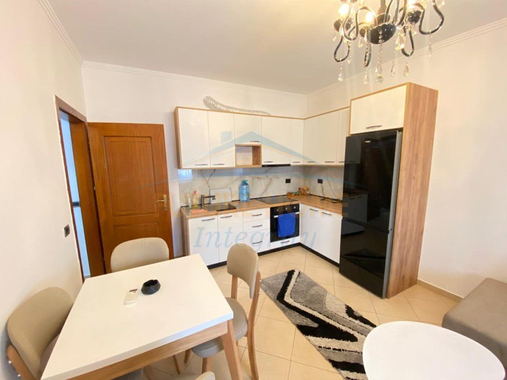 Rent, Apartment 1+1, Fresku, Tirana.