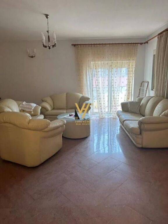 APPARTAMENTO 3+1+2 IN VENDITA A VOLLGA, DURRES 285.000 EURO