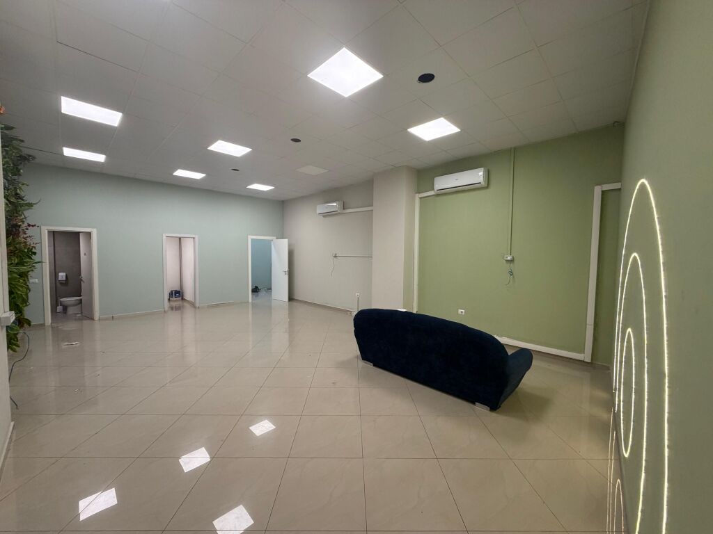 📣 OFFICE Space FOR RENT 📍 Opposite American Hospital 3, with a view of the main street ✨