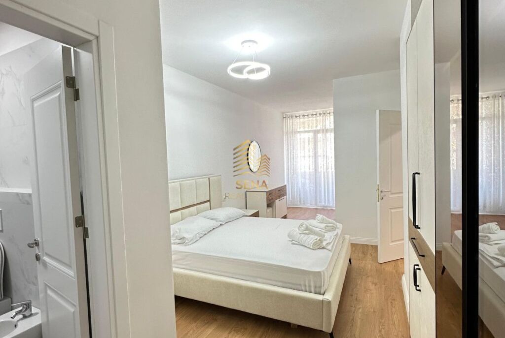 Rent, Apartment 2+1+2WC+2balconies, Dibra Street, 70,000 Leke/Month