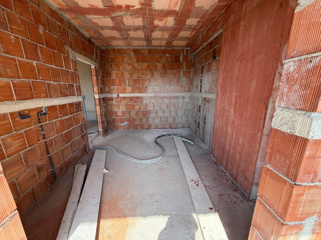 📣 SHITET Apartament 1+1 📍 Rruga “5 Maji”, Tiranë ✨