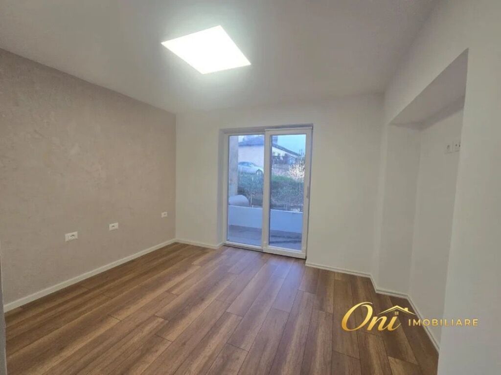 UFFICIO IN AFFITTO 80M2 BRRYLI