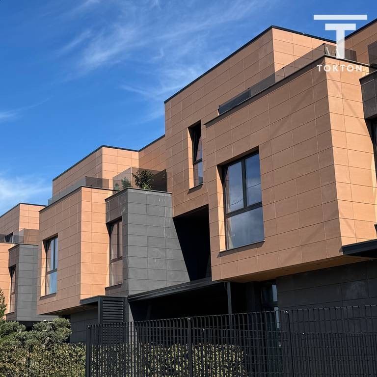 FOR SALE, ATTACHED VILLA, TEG, TIRANA