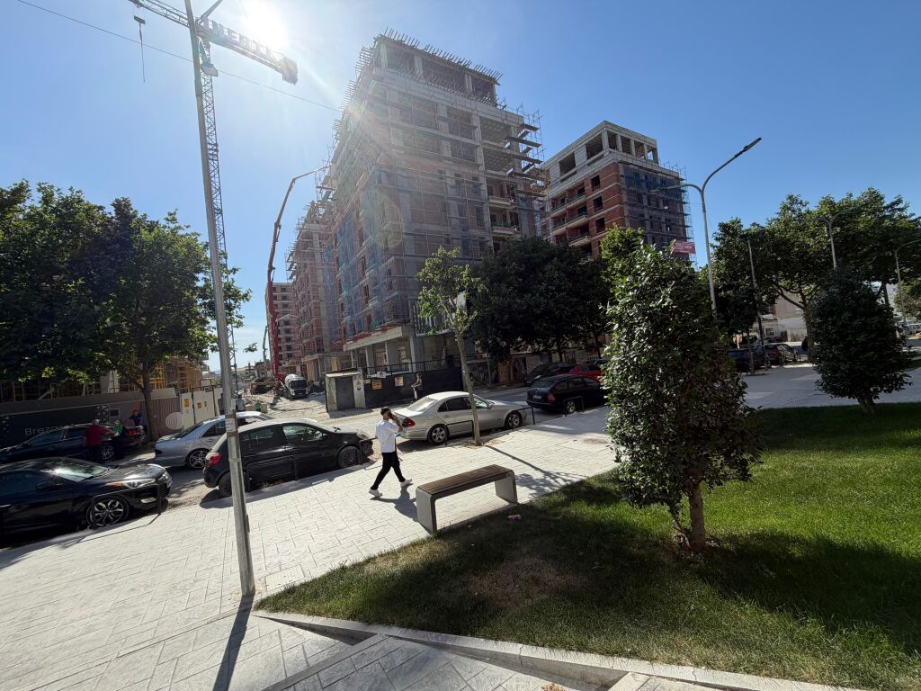 🏡 Apartment 1+1 for sale 📍 “5 Maji” Street, Tirana