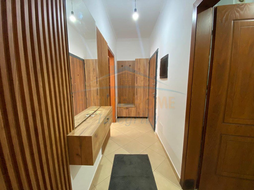 Rent, Apartment 1+1, Fresku, Tirana.