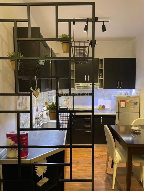 Shkolla e Baletit, apartament 1+1 me qira