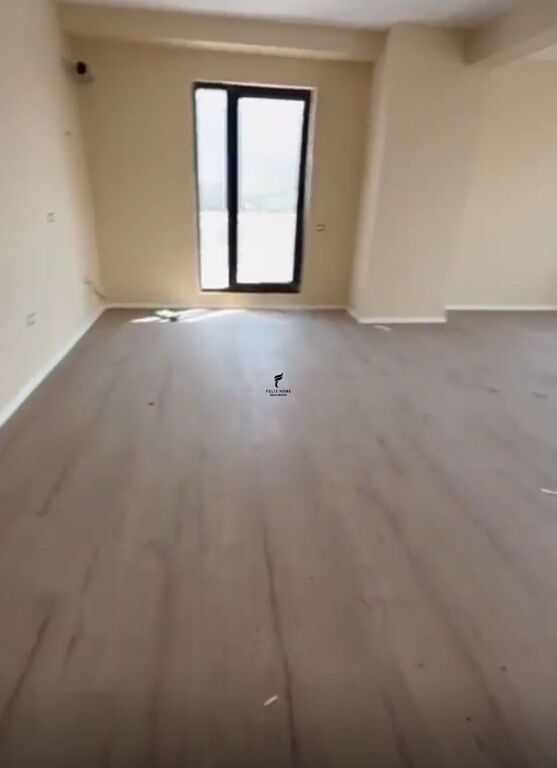 OFFICE FOR RENT 125 M2 DIBRA STREET 800 EURO FH-76856