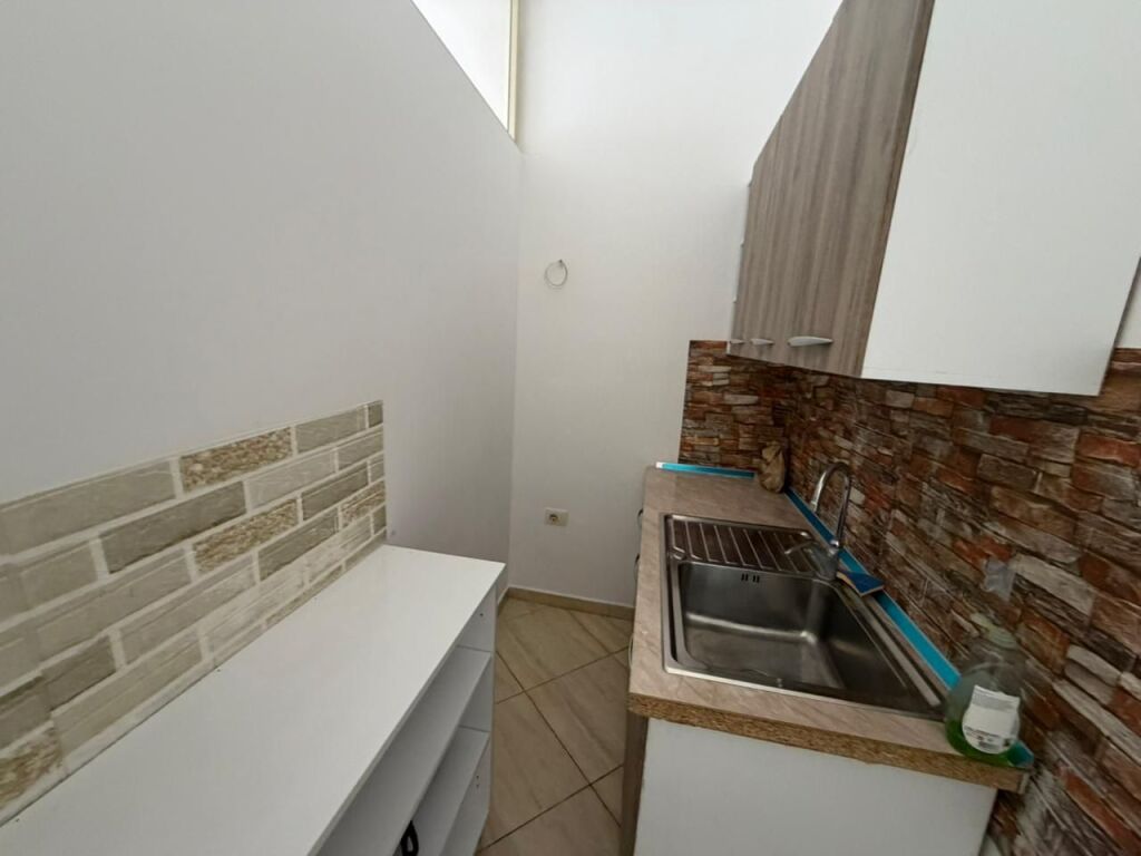 🏡 RENT Apartment 3+1 📍 Fresk, near the Kastrati gas point 🛣️ “Muhamet Deliu” Street ✨