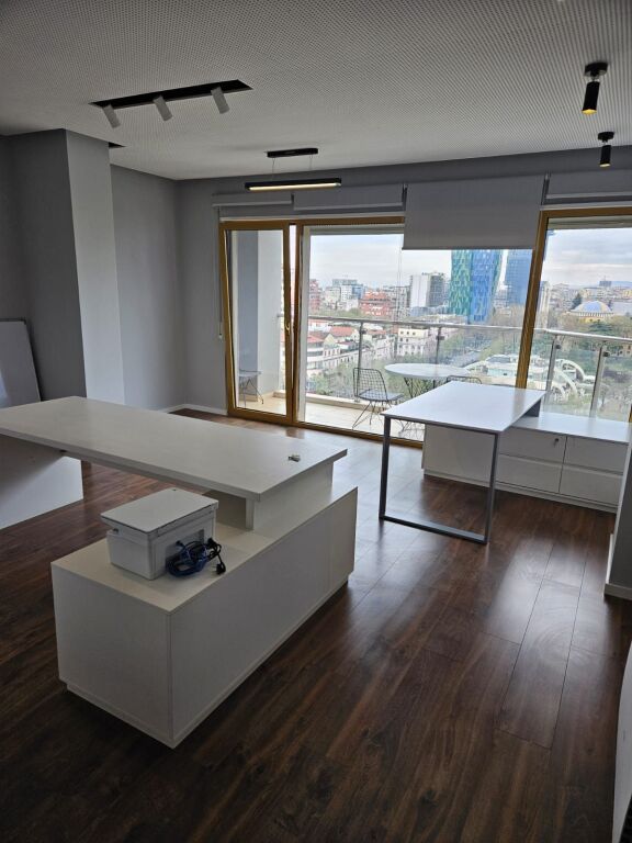 OFFICE SPACE FOR RENT 167 M2 IN BLLOK 2900 EURO