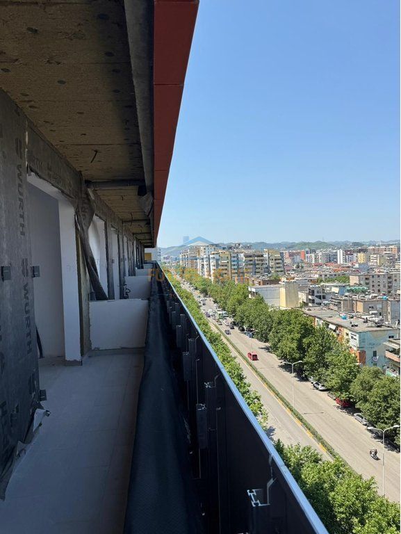 Shitje, Apartament 1+1, Square21,Rruga e Kavajes, Tirane