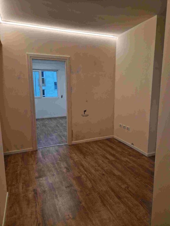 OFFICE FOR RENT 75M2 DRITAN HOXHA STREET 65,000 LEKE FH-76691