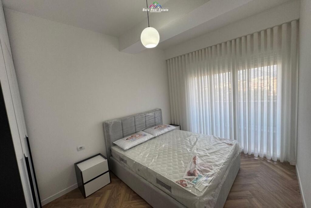 Appartamento In Affitto 1+1 Al Complesso Golden Park (ID B2101731) Tirana