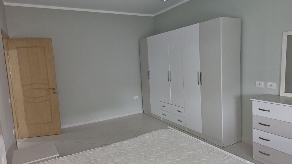 Apartament 2+1 me qera tek Kopshti zoologjik