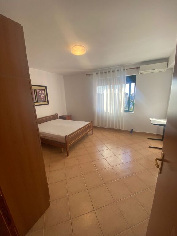 ✨ Apartament modern me qera – 1+1 Ish Parku I Autobuzave  Tiranë ✨