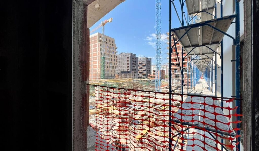 SHITET: 2+1+2wc +3 Ballkone📍Ish Fusha e Aviacionit(Mei's Residence) - 1450€/m²🔥 - 180,000€ - Kati 2 - Sp.124m² || Pagese me keste🔥