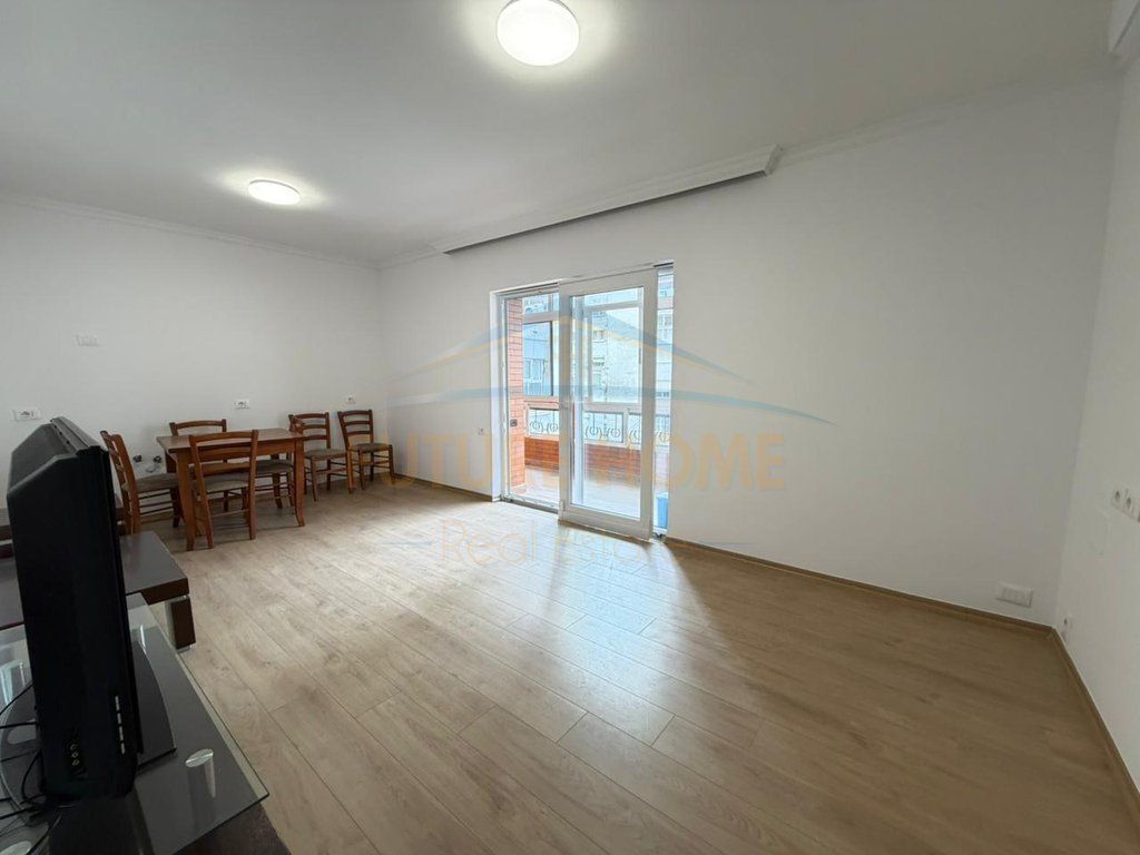 Affitto, Appartamento 2+1, Centro, Tirana