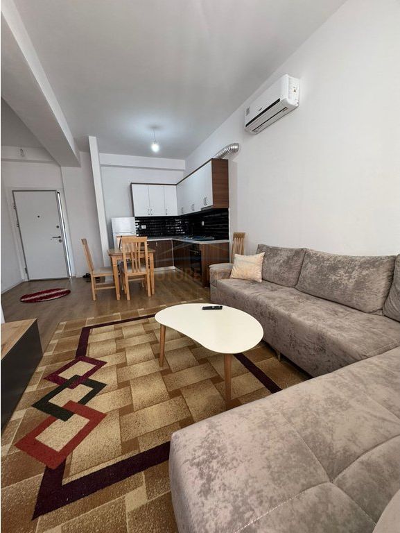 Rent, Apartment 2+1+2, Kaimi Complex, Ali Demi, Tirana.