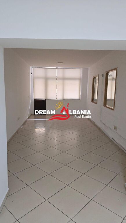 Office for Rent/Business Environment on Myslym Shyri Street, near Someg in Tirana