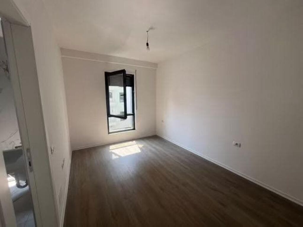 Office for rent 2+1 in Porcelan (ID BZ2673) Tirana