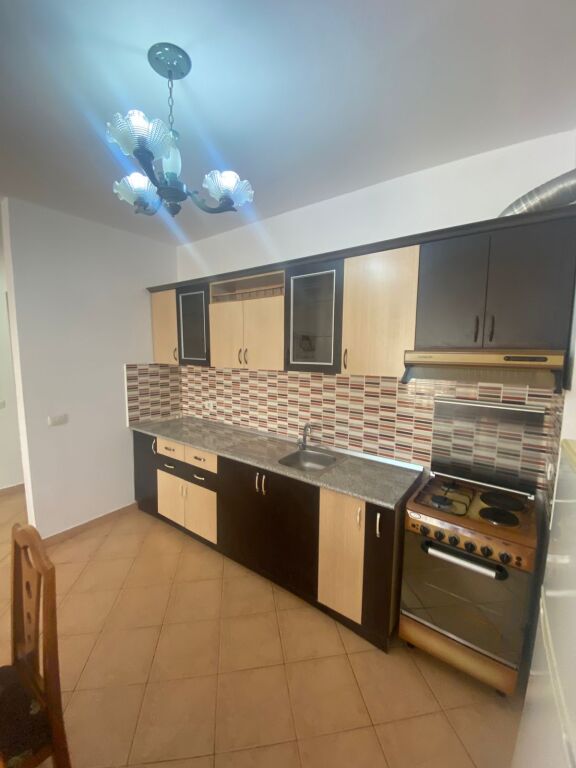 ✨ Apartament modern me qera – 1+1 Ish Parku I Autobuzave  Tiranë ✨