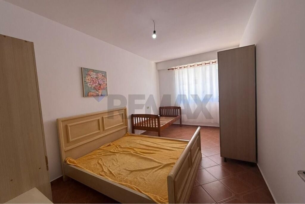 Apartament - Për Qira - Rruga Teodor Keko, Tiranë