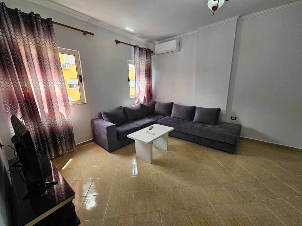 APARTAMENT 1+1 PER QERA TEK KOMUNA E PARISIT