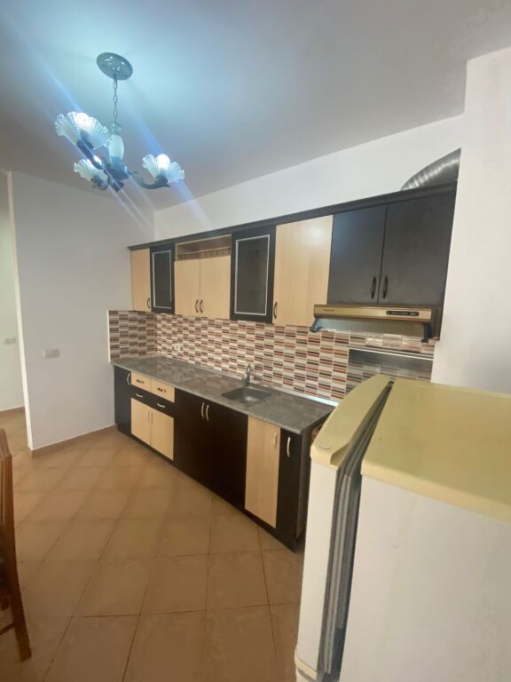 ✨ Apartament modern me qera – 1+1 Ish Parku I Autobuzave  Tiranë ✨