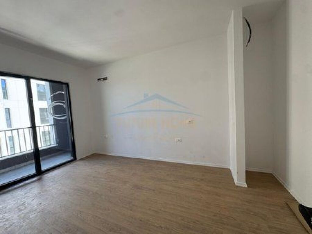 Shitet, Apartament 1+1 , Jordan Misja, Tirane .