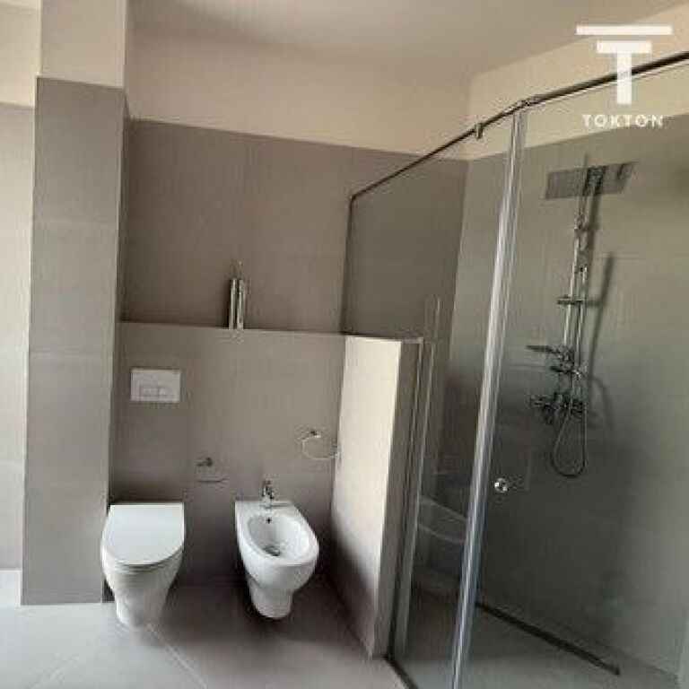 QIRA, VILË, GREEN VALLEY RESIDENCE, LIQENI I THATË, TIRANË