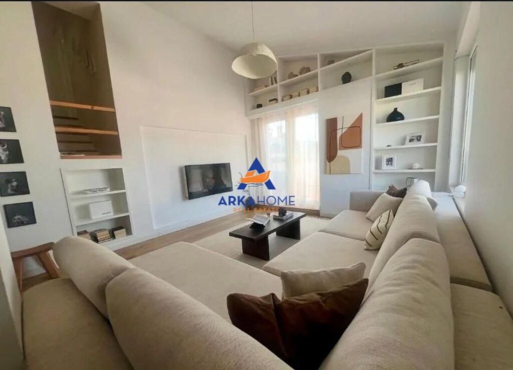 DUPLEX IN AFFITTO 2+1+BALCONE+VERANDA "VICINO ALLA STRADA BILL CLINTON, COLLINA DEL SOLE" 120.000 LEKE