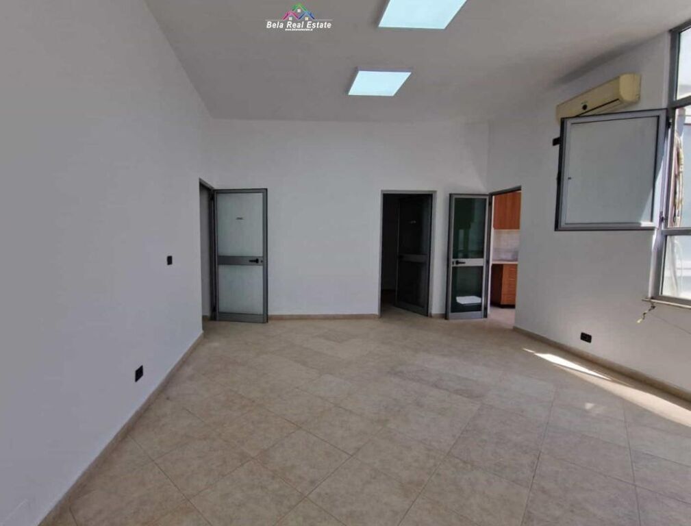 Ufficio in affitto a Myslym Shyr (ID BZ2934) Tirana