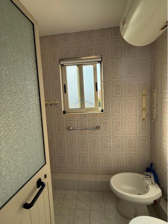 Qera, Apartament 2+1, Bulevardi Zhan D'Ark,Tiranë