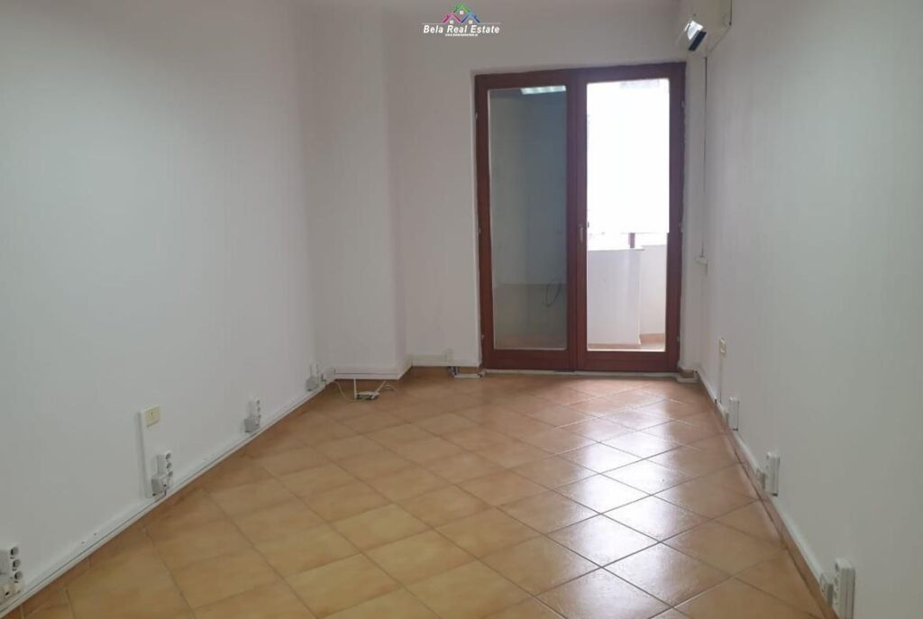 Ufficio in Affitto al Viale Zogu i Pare (ID BZ2977) Tirana