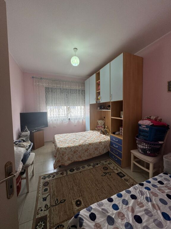 AFFITTASI | APPARTAMENTO 2+1 A ASTIR / Via Milto Sotir Gura, vicino a Ozon, 
